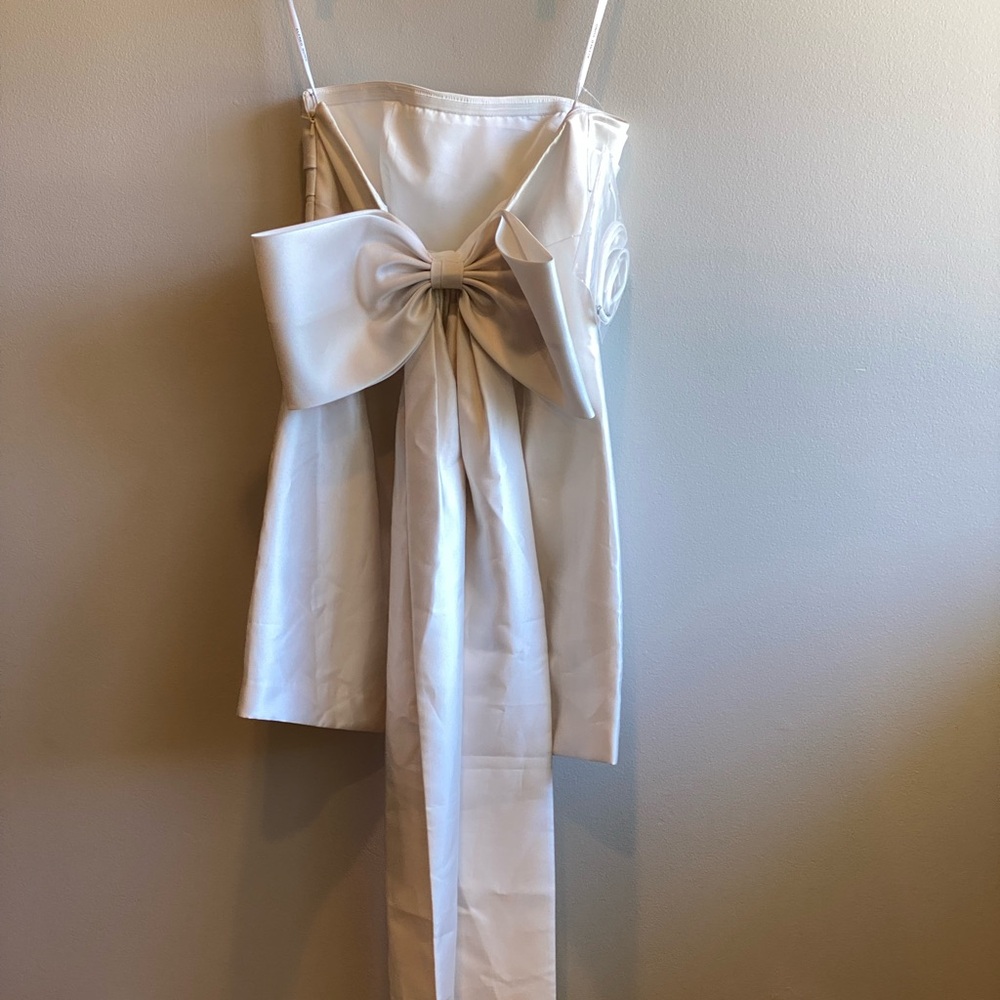 Alfred Sung Oversize Bow Back Strapless Mini Dress Size 8 Regular Ivory - Picture 7 of 12